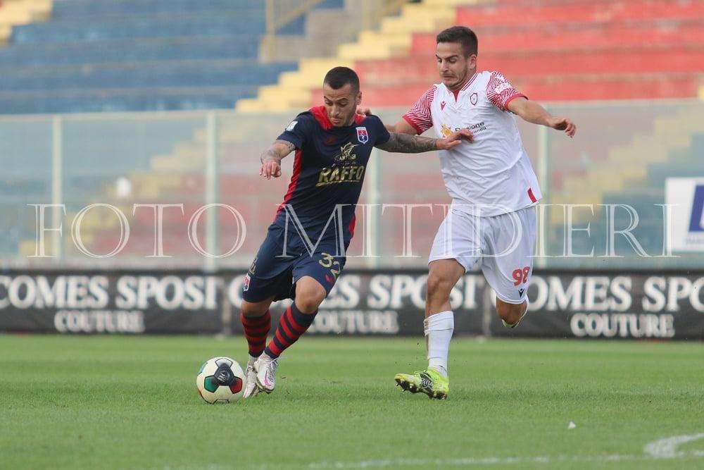 Troppi errori difensivi e il Taranto perde ancora in trasferta: la Juve Stabia vince 3-2