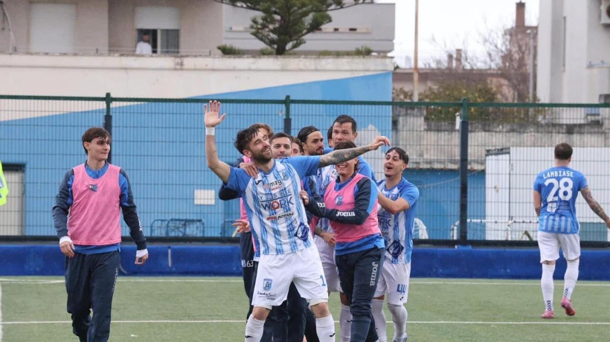 Fasano, Pol García saluta la piazza: “Un onore indossare questa maglia. Grazie ai fasanesi”