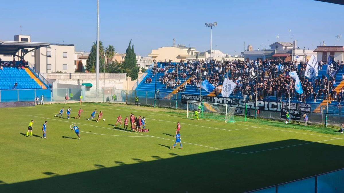 Brindisi-Aversa 3-0: Alboni, Sosa e Carretta decimo io match