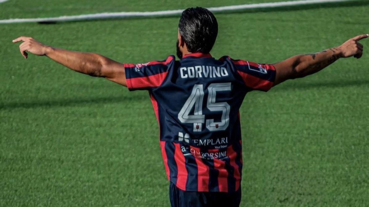 Taranto, la maglia numero 10 di Loiodice passa a Corvino