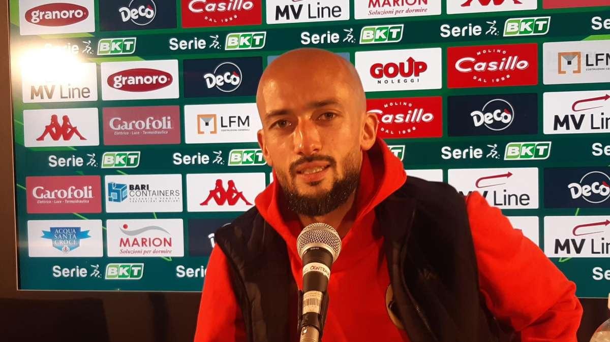 Bari, Benali: "Contento per il rinnovo. I miei punti di forza? Testa e intelligenza"