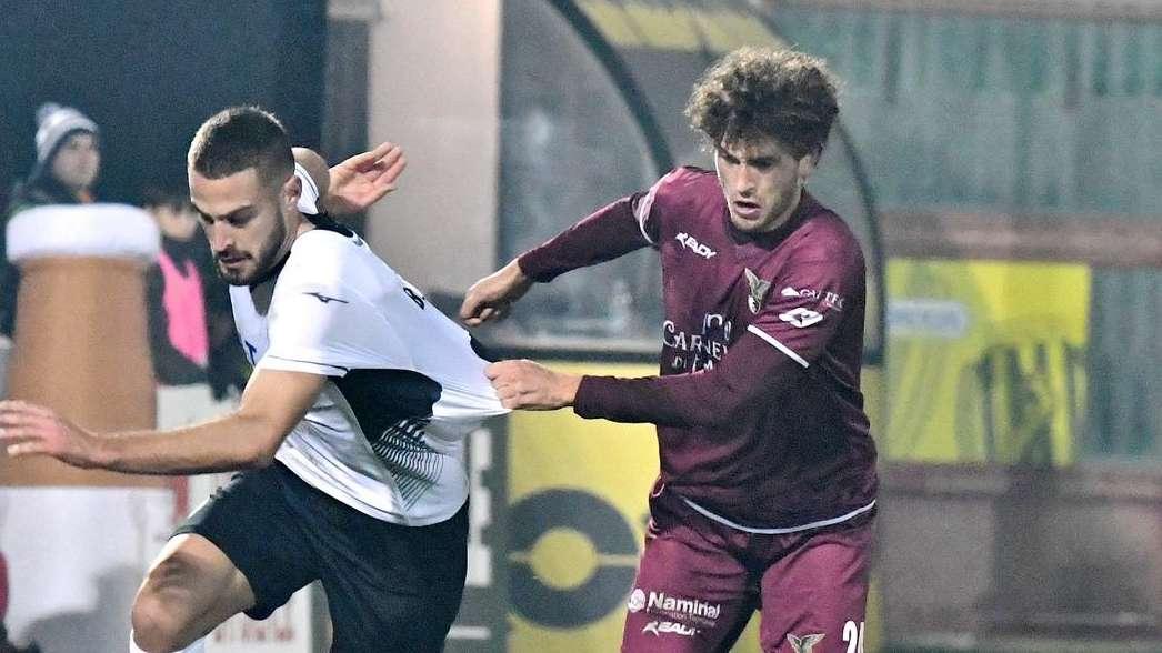 UFFICIALE - Fidelis Andria, arriva il centrocampista Paolini