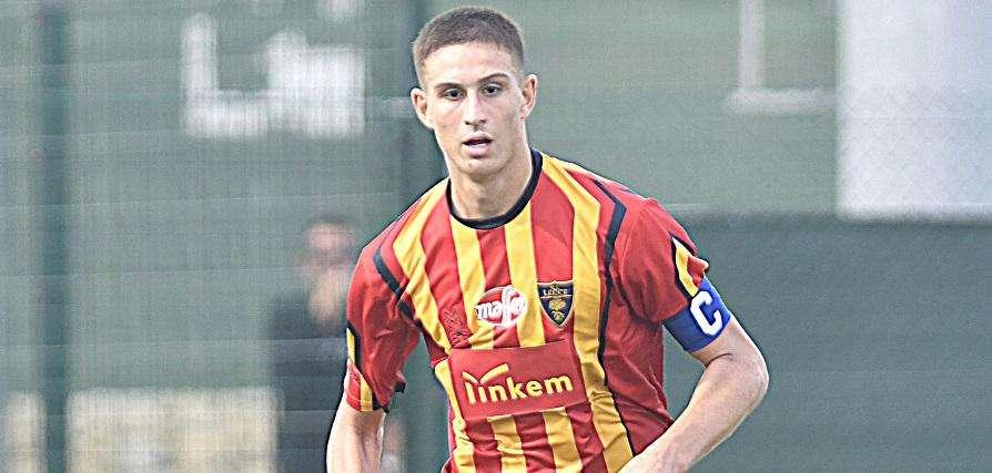 L'ex Lecce Monterisi esulta per il primo gol tra i pro: "Sono felicissimo"