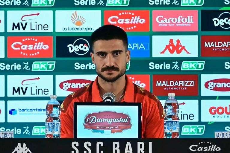 Bari, Acampora: "Ho firmato in bianco, tappa più importante della mia carriera"
