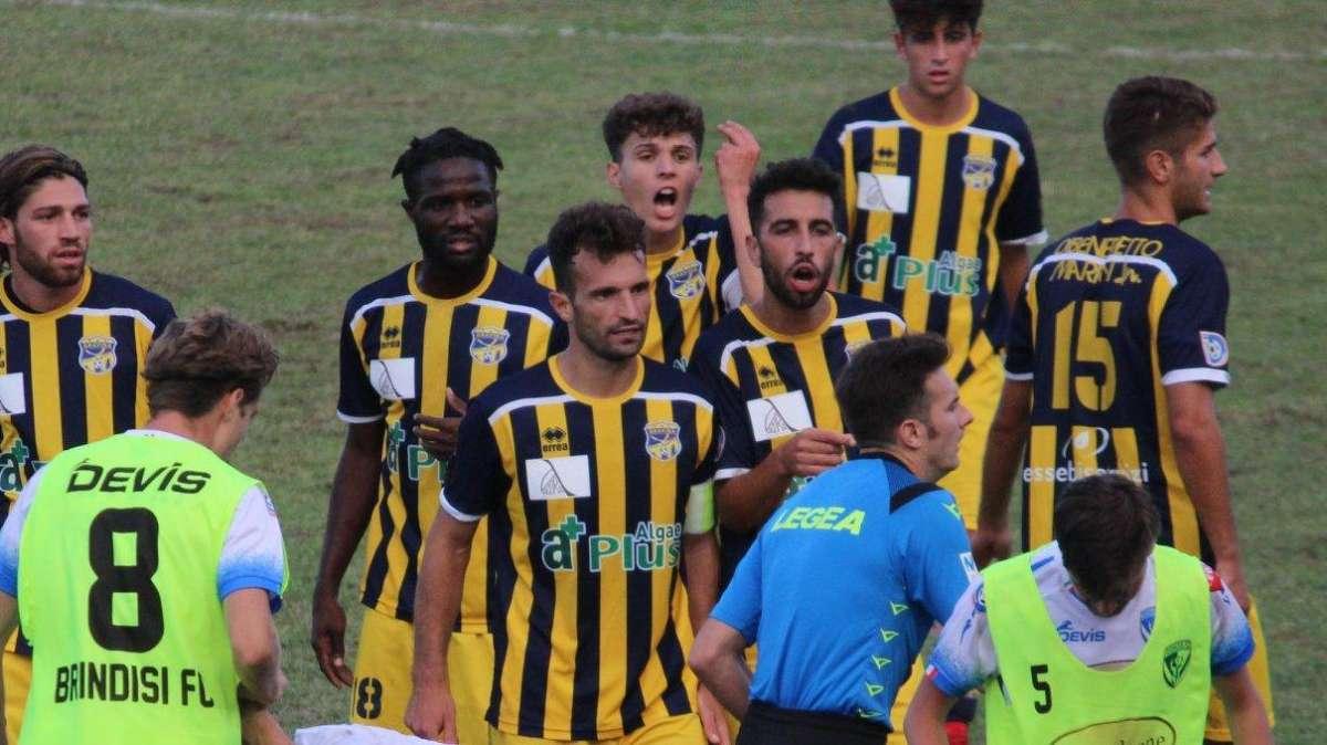 Bitonto - Gravina 0-1. Al "Città degli Ulivi" Perez regala tre punti ai murgiani