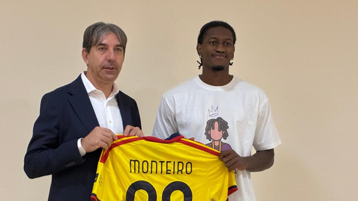 Lecce, Monteiro si presenta: “Porto una mentalità vincente”
