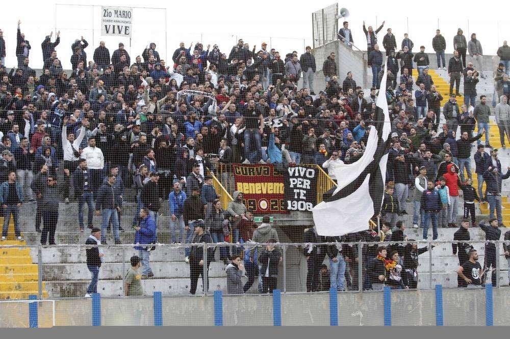 Coppa Italia Serie D - Il Savoia approda agli ottavi. Gli oplontini affronteranno una tra Fasano e Taranto