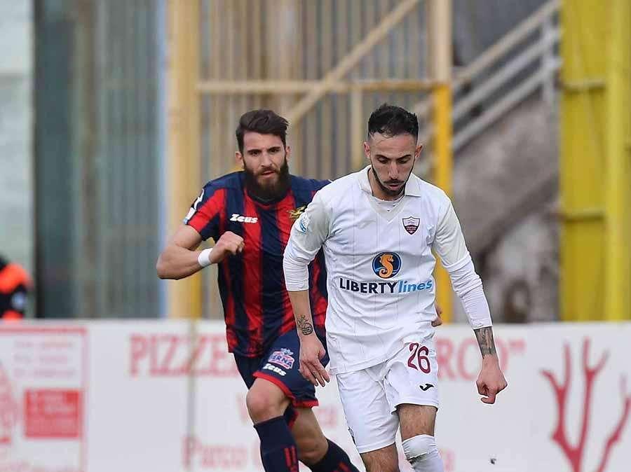 Le formazioni ufficiali di Bari-Catania: Lollo e Minelli dal 1', riecco Marras
