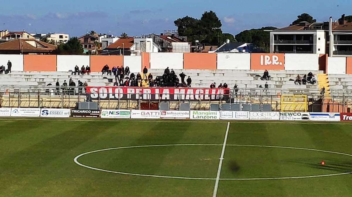 Serie D, giudice sportivo: multa e diffida per il Taranto, sanzionato anche il Foggia. Stangato Gargiulo