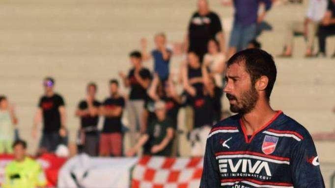 Bisceglie, è sfida al Lecco per l'attaccante Piccioni