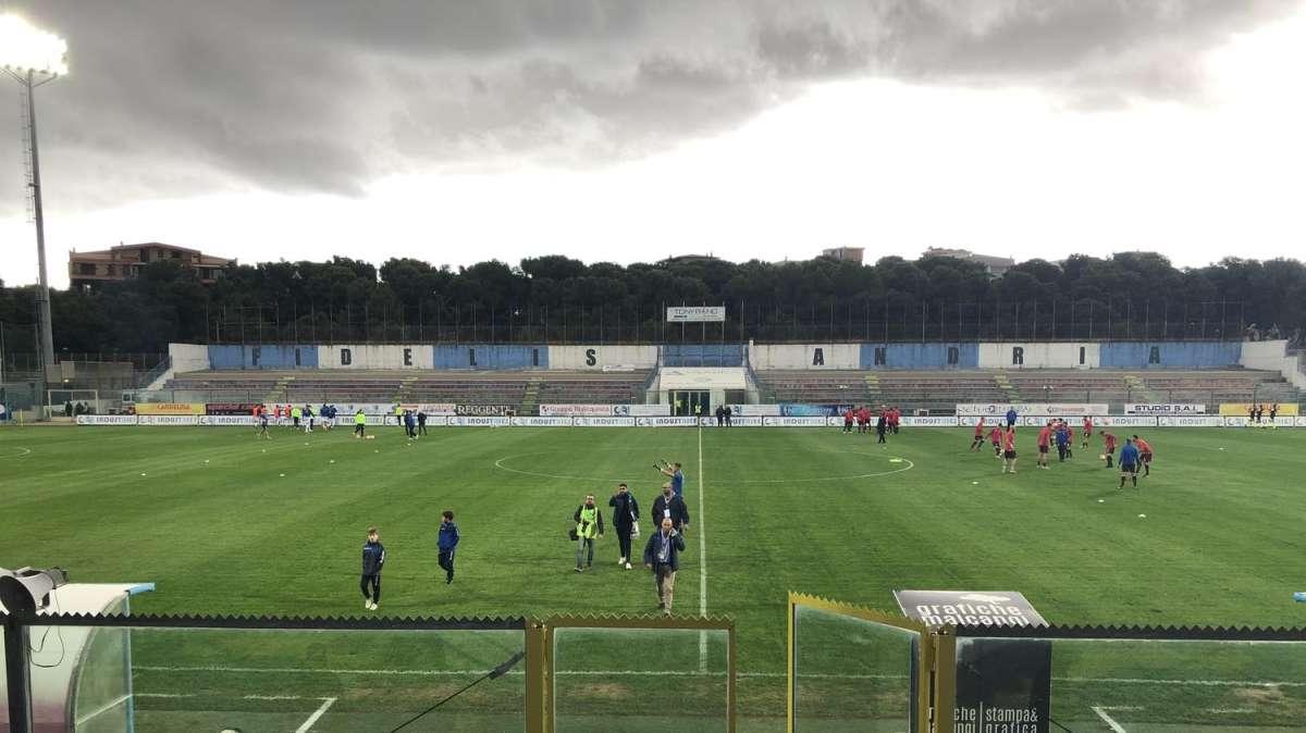 Le formazioni ufficiali di Fidelis Andria-Picerno: in porta Vandelli, in avanti Tulli-Bubas