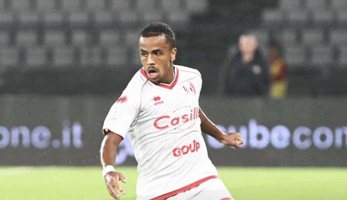 Bari-Catanzaro 1-1: biancorossi spreconi, Iemmello li punisce. Nuova rimonta subita 
