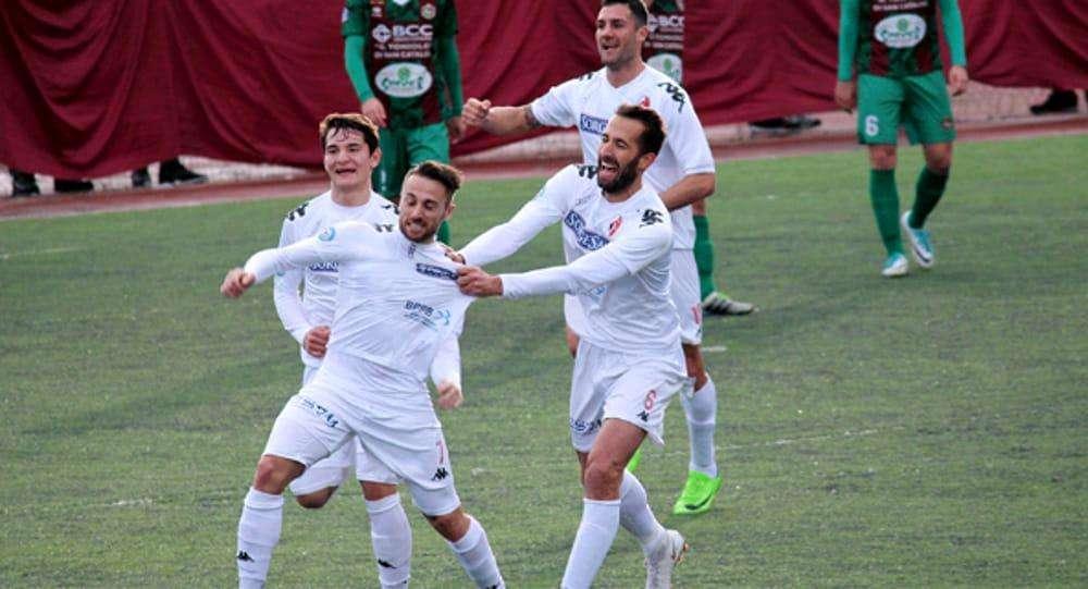 Le probabili formazioni di Avellino-Bari: Piovanello torna tra i titolari?
