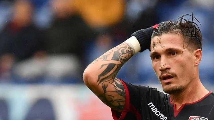 Il mercato a mezzanotte - Lecce-Pisacane, questione di dettagli. Bari su Pandolfi, il Monopoli vuole Marfella. Sogno Santoro per il Casarano