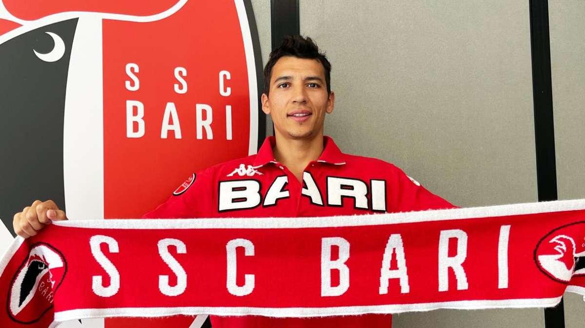 Bari, Botta: "Tutti insieme per riportare questa città dove merita. Tifosi, state al nostro fianco"