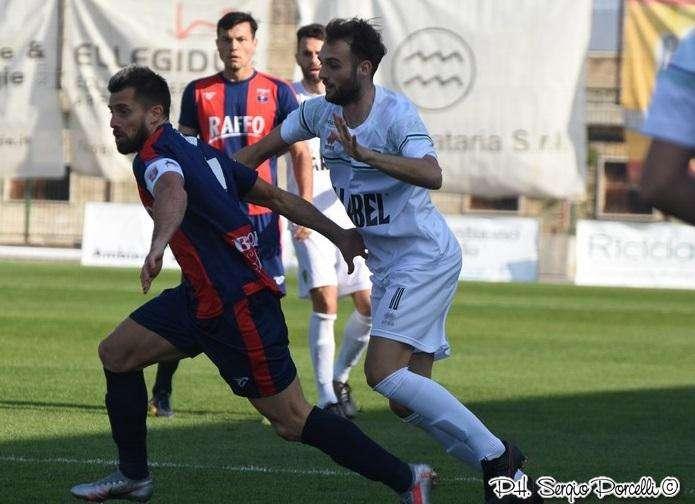 Taranto, Guaita-gol e Puteolana ko. Tanta sofferenza, espulso Diaby