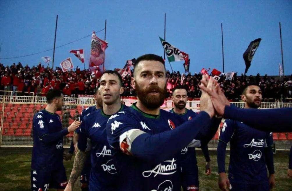 Bari, 5 punti alla B: la festa a Latina chiuderebbe un cerchio