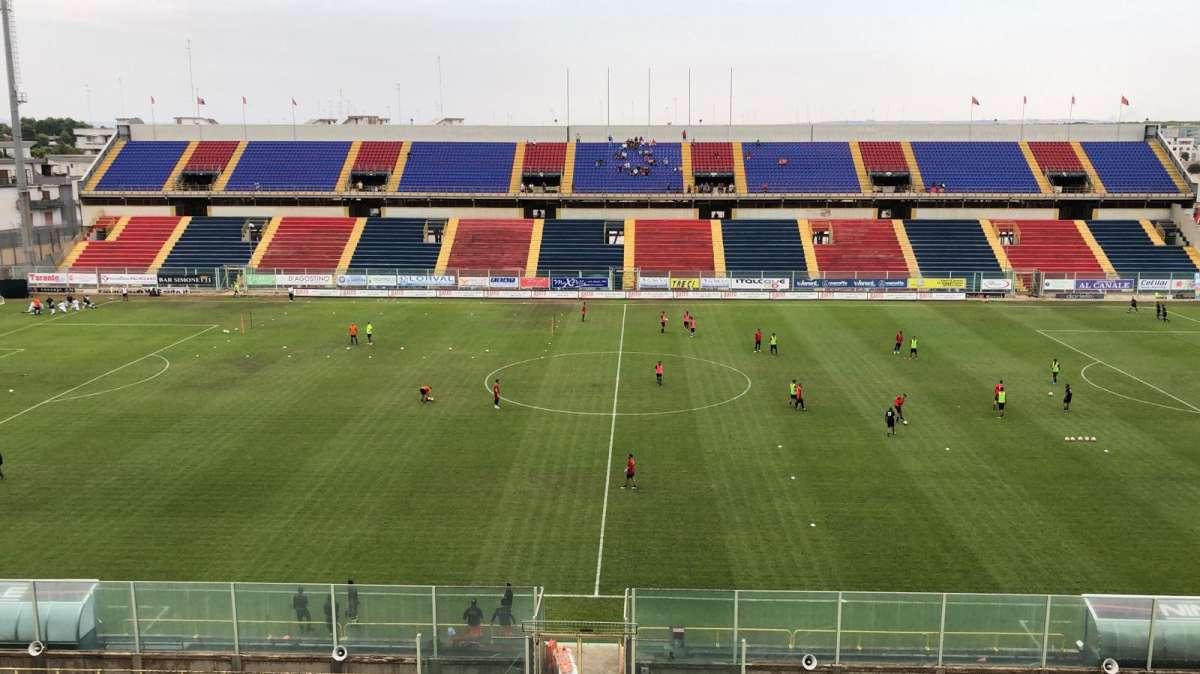La vigilia di Taranto-Bitonto: rossoblù in emergenza, i neroverdi vogliono ripartire