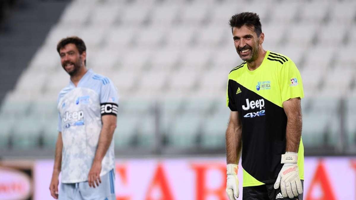 Taranto, gli auguri di Buffon: "Squadra a cui sono legati bei ricordi di infanzia"