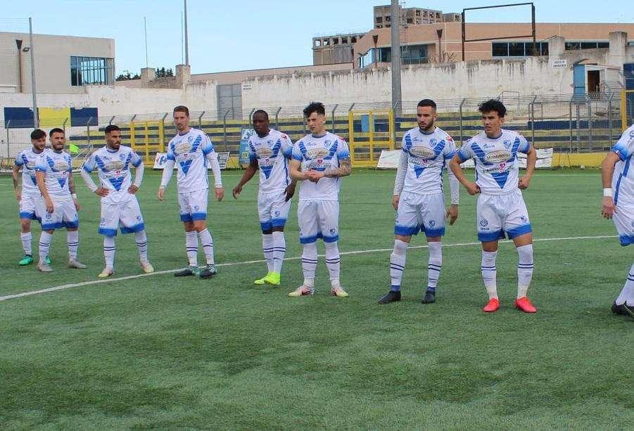 Le ultime dai campi: Brindisi, De Luca ritrova Botta. Due gli assenti