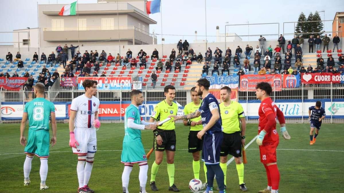 Casarano-Martina, il big match del Capozza finisce a reti inviolate