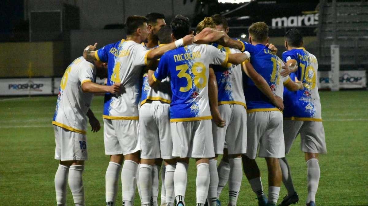 Il Brindisi vince in rimonta: Monterosi battuto 2-1, decide Bunino