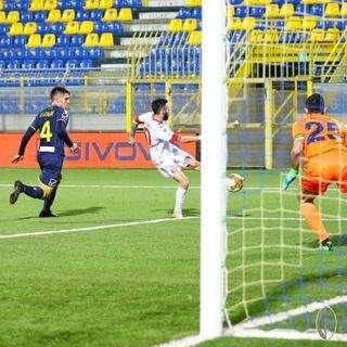 Doppio Marras, 2-0 del Bari a Castellammare di Stabia