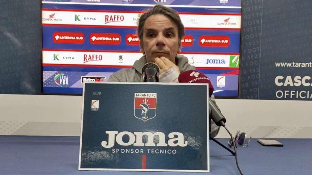 Taranto, Capuano senza peli sulla lingua: "Prestazione indecorosa, chiedo scusa a tutti i tifosi"