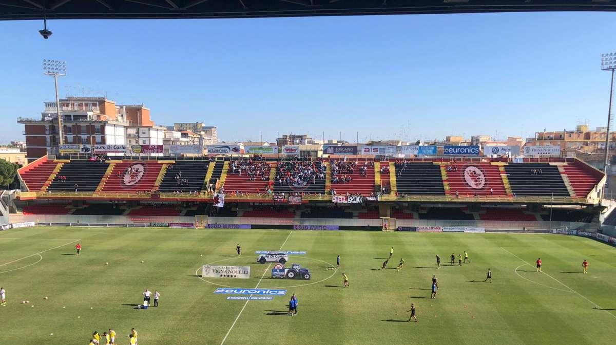 Le formazioni ufficiali di Foggia-Casarano: satanelli col 3-5-2, sorprese Morleo e Cianci negli ospiti