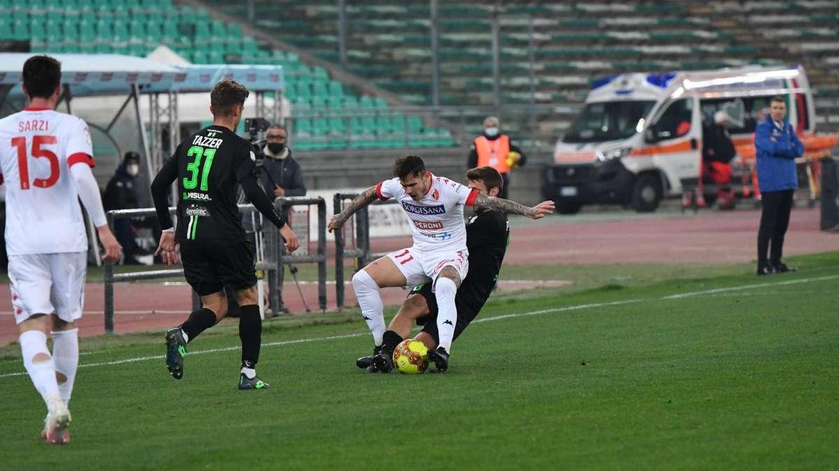 Bari, D'Ursi protagonista nel bene e nel male. Nei playoff serve costanza 