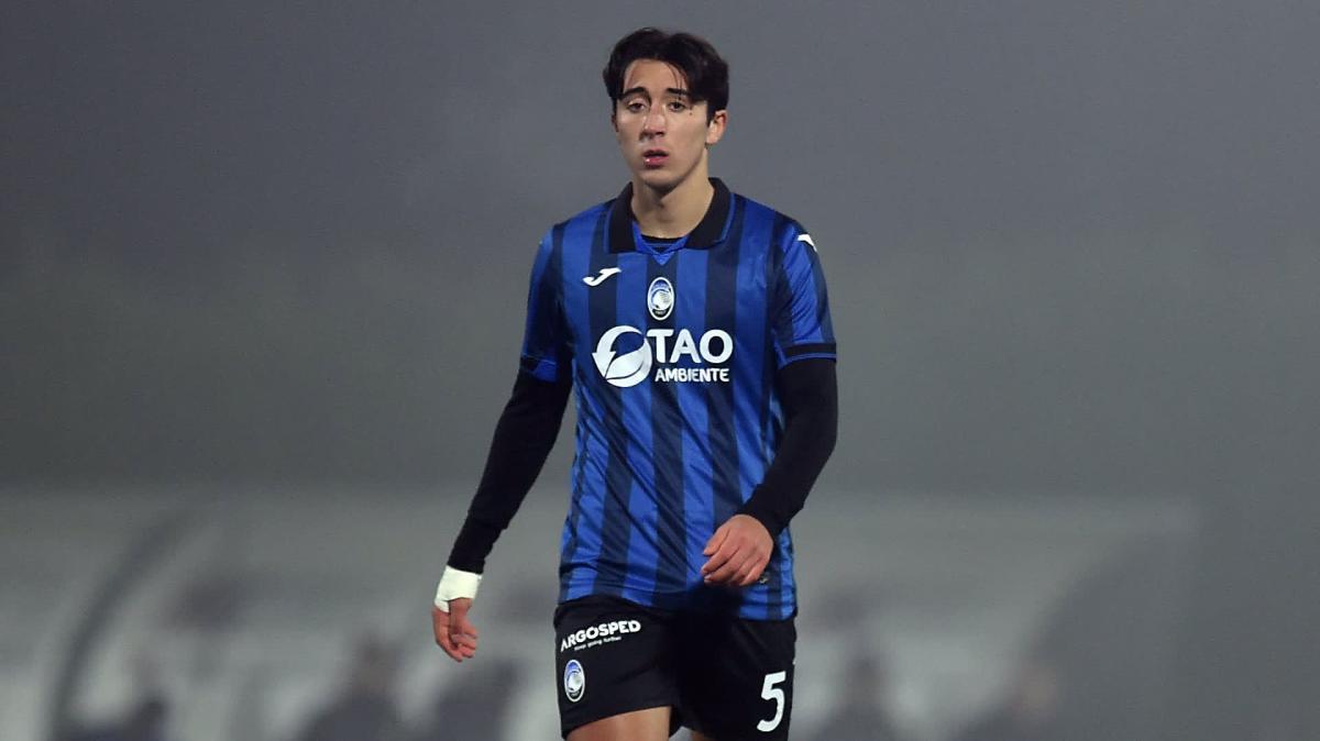 Bari, ha firmato il centrocampista Leonardo Mendicino
