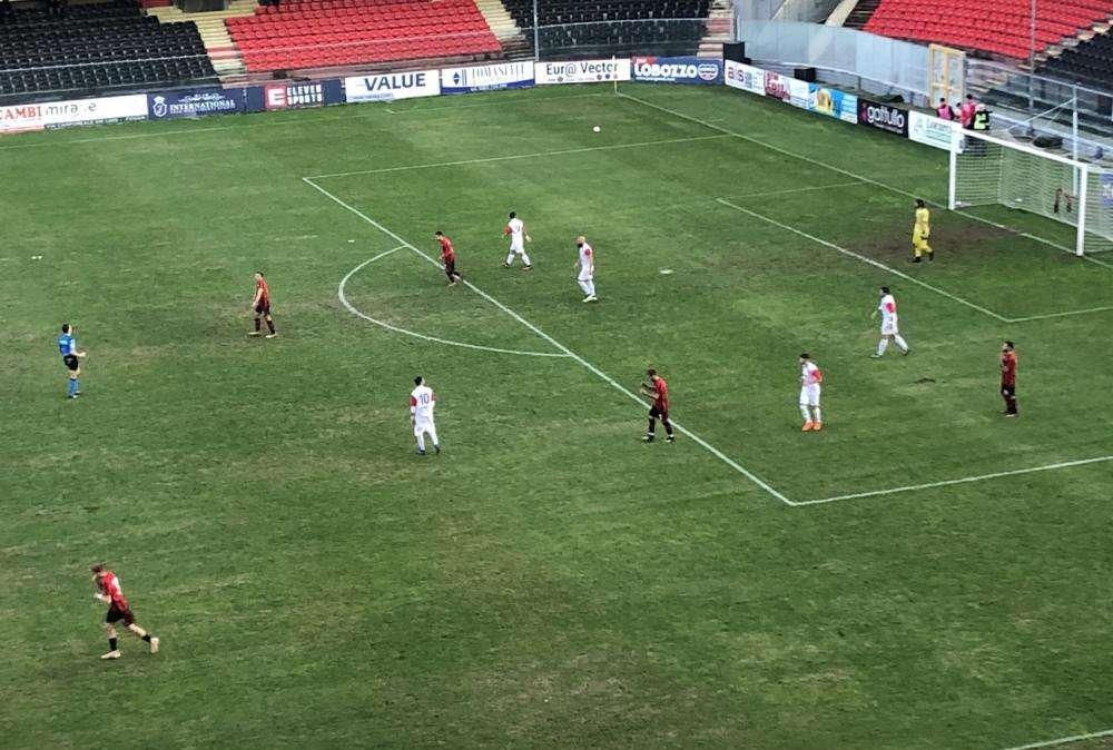 Foggia-Gelbison 3-0, i rossoneri calano il tris nel primo tempo e allungano in classifica