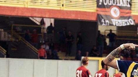 Il mercato a mezzanotte - Bari, ecco i fedelissimi di Auteri. Monopoli, colpo Santoro. Foggia, assalto ai rinforzi per la C