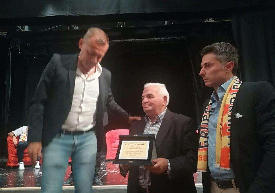 Vittorio Libero, al centro
