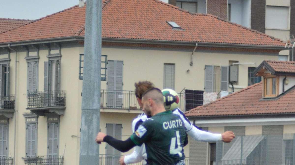 Bari, il punto sul mercato: prime ufficialità entro il ritiro? Asse caldo con il Como
