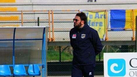 ESCLUSIVA - Gravina, Loseto: "Empatia, 4-3-3 e gavetta i miei segreti. Futuro? Resterei volentieri"