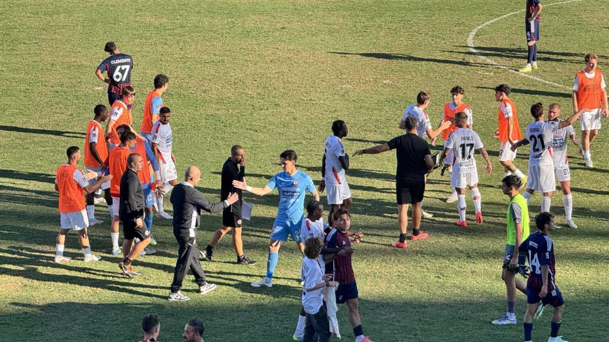 Il Foggia batte il Cosenza 2-0: decidono Ravasio e Petito