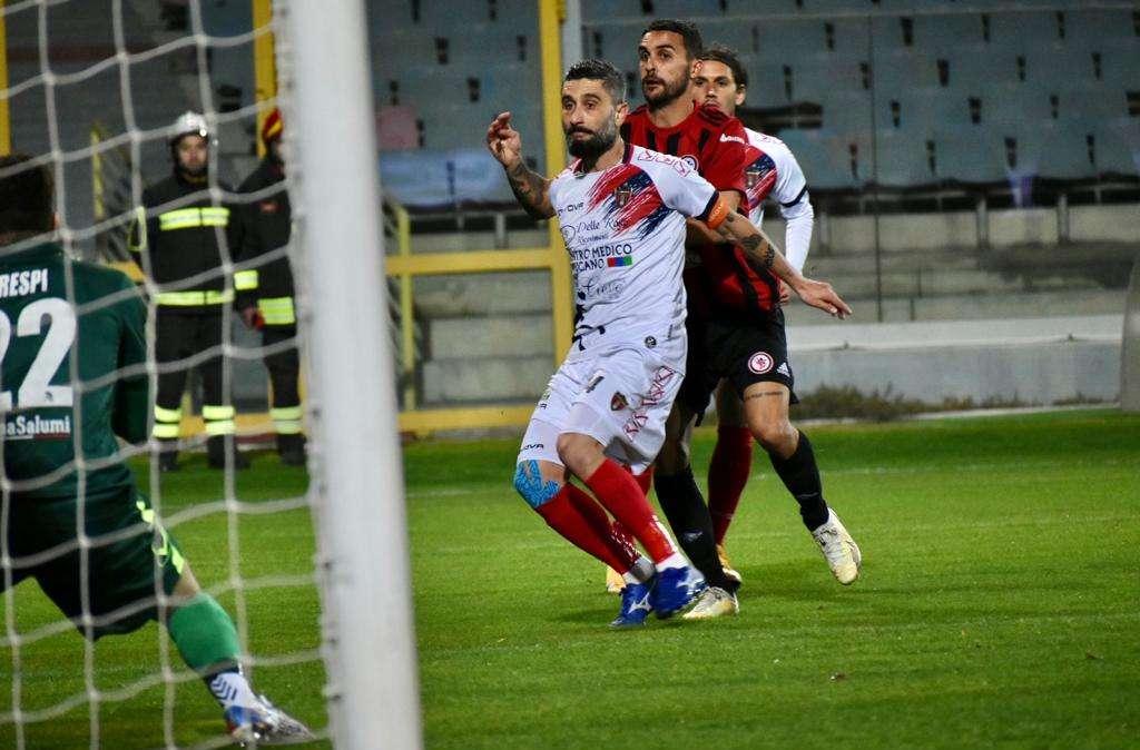 Serie C/C, le decisioni del Giudice Sportivo: il Foggia perde Garattoni, due squalificati in casa Francavilla