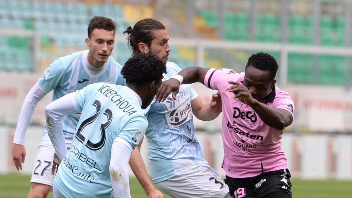 V. Francavilla, Pambianchi: "Palermo traguardo importante, raggiungiamo quanto prima la salvezza"