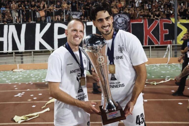 Dickmann e Nikolaou 