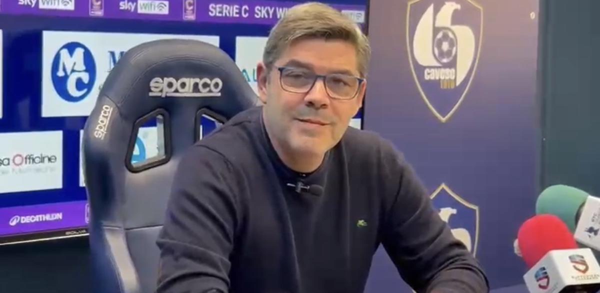 Casarano, dopo la deludente prestazione esonerato mister Di Bari