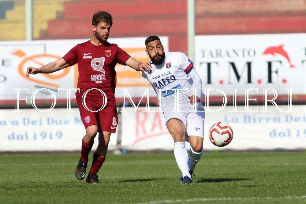 Il Taranto soffre, ma vince e mette l'ipoteca sulla vetta: 1-2 contro un ottimo Fasano