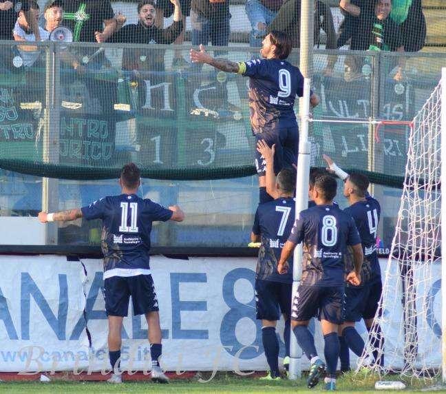 Il punto - Serie D/H: Bitonto, prima mini-fuga della stagione. Il Taranto risale, respirano Casarano e Cerignola