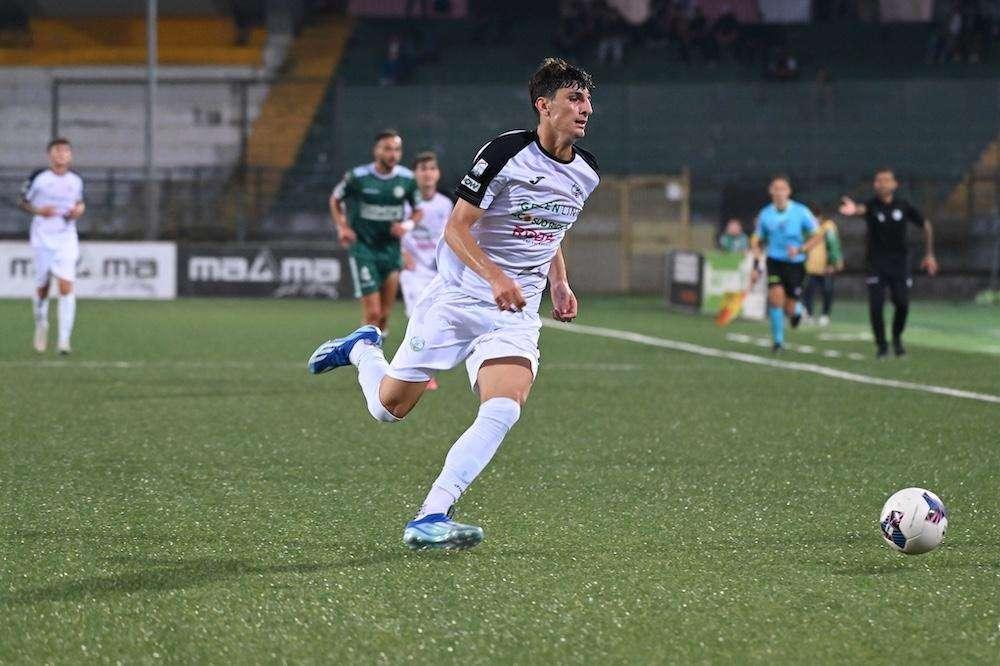 UFFICIALE - Fidelis Andria, tesserato un difensore ex Monopoli
