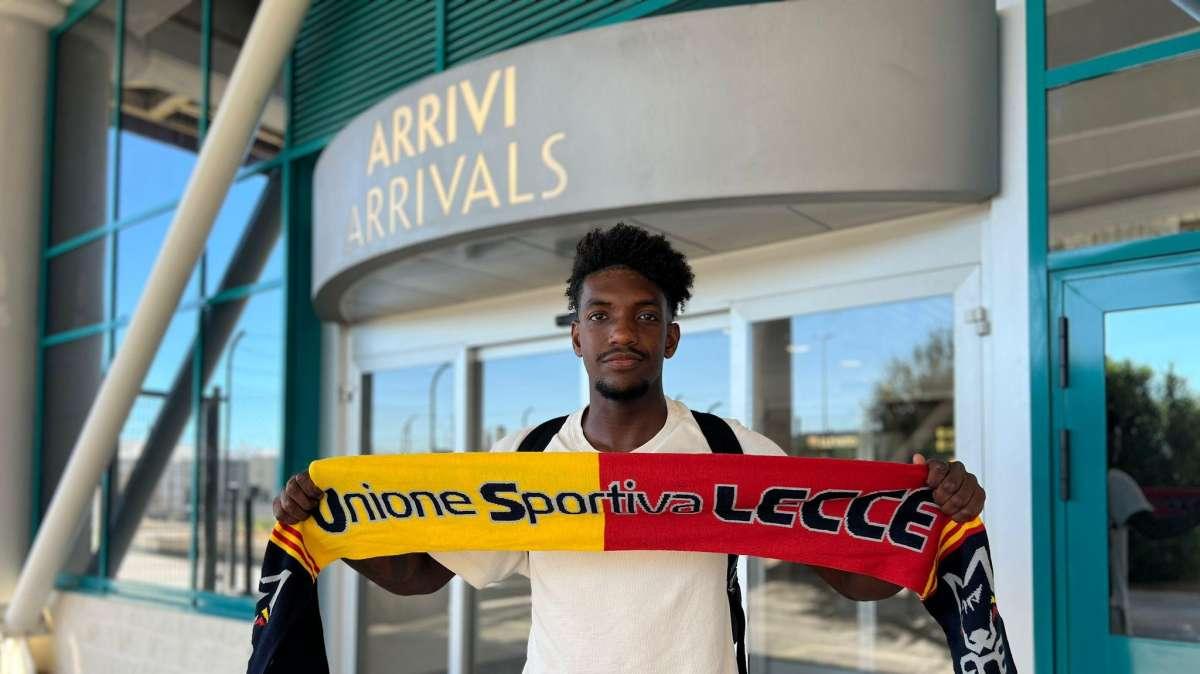 Lecce, Andy Pelmard verso le visite mediche