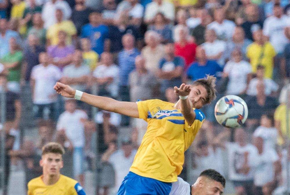 Le probabili formazioni di Real Agro Aversa-Audace Cerignola: Achik squalificato, De Cristofaro out