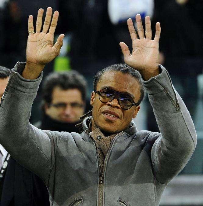 Edgar Davids in visita a Bari: l'olandese pazzo per la focaccia 