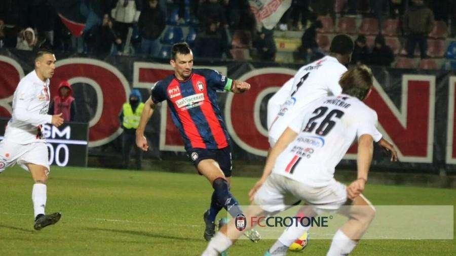 Foggia-Crotone, i precedenti stagionali sorridono ai rossoneri