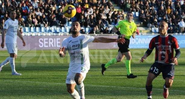 Monopoli-Cerignola: Falzerano brilla, Cuppone non molla. Male Cocorocchio
