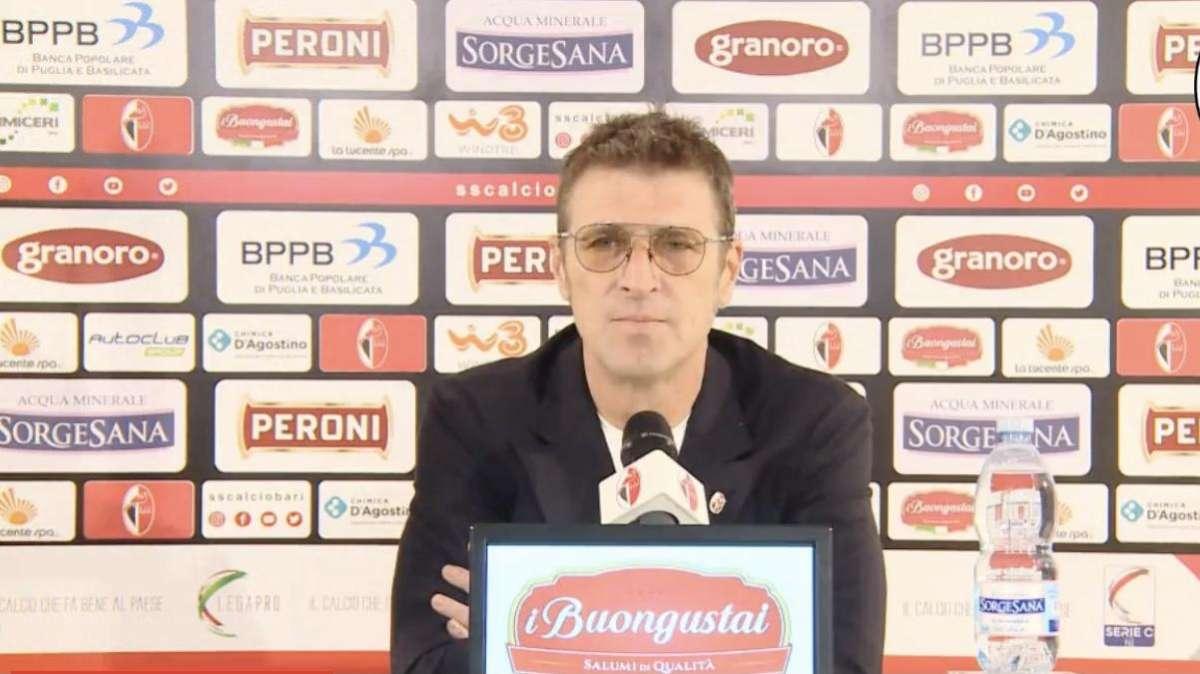 Bari, 18 punti in 12 partite per Carrera: troppo poco per l'ex Juve 